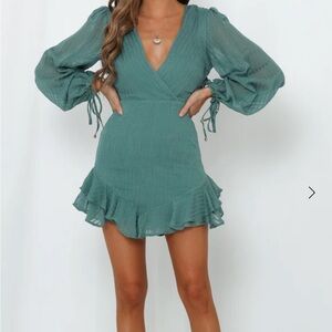 HELLOMOLLY GREEN DRESS BRAND NEW WITH TAGS